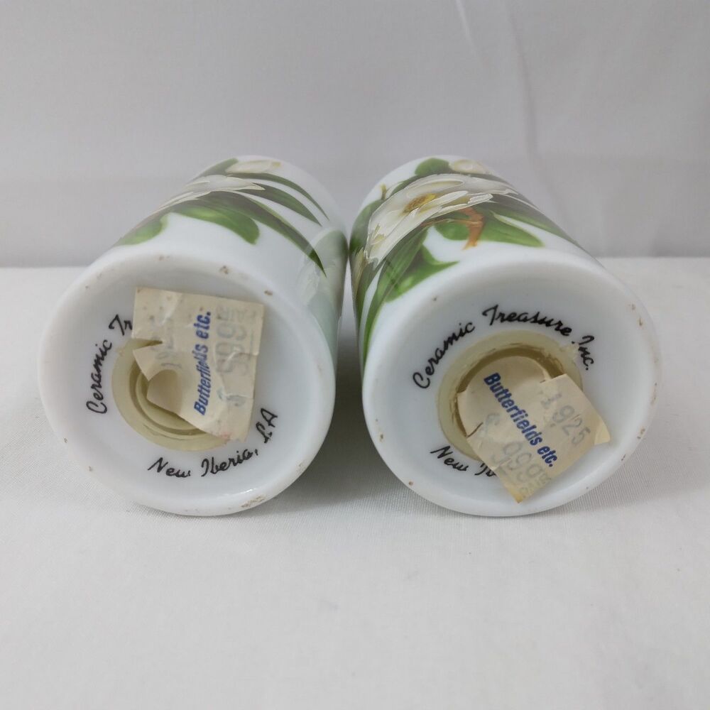 Vintage White Floral Salt & Pepper Shakers Ceramic Treasure Inc Cottagecore - Picture 6 of 9